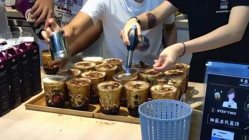 网红饮品制作摆摊视频,摆摊必备的爆款饮品秘籍